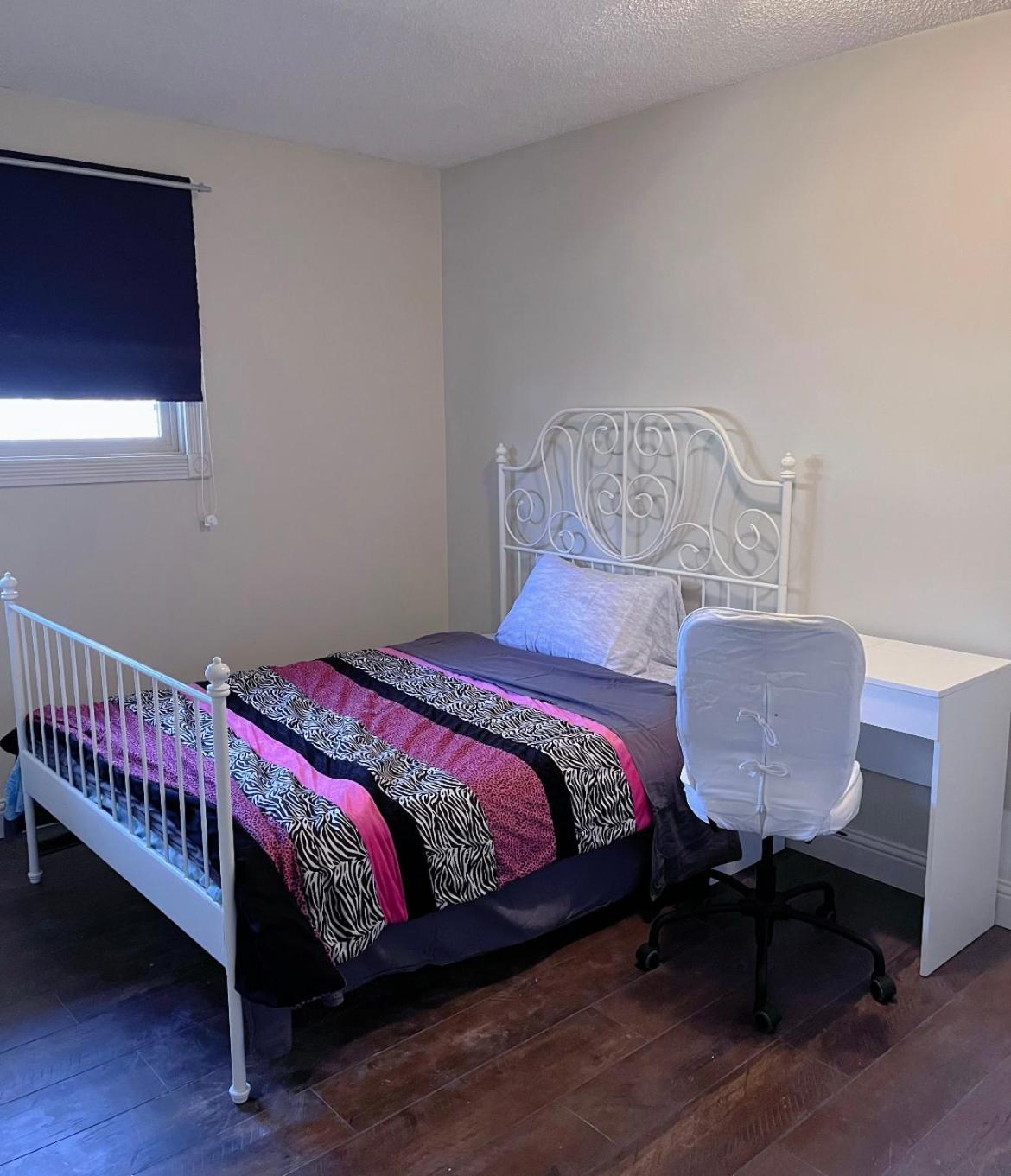 Gorgeous House&30 Second Bus Station Close C-Train& Free Parking Κάλγκαρι Εξωτερικό φωτογραφία